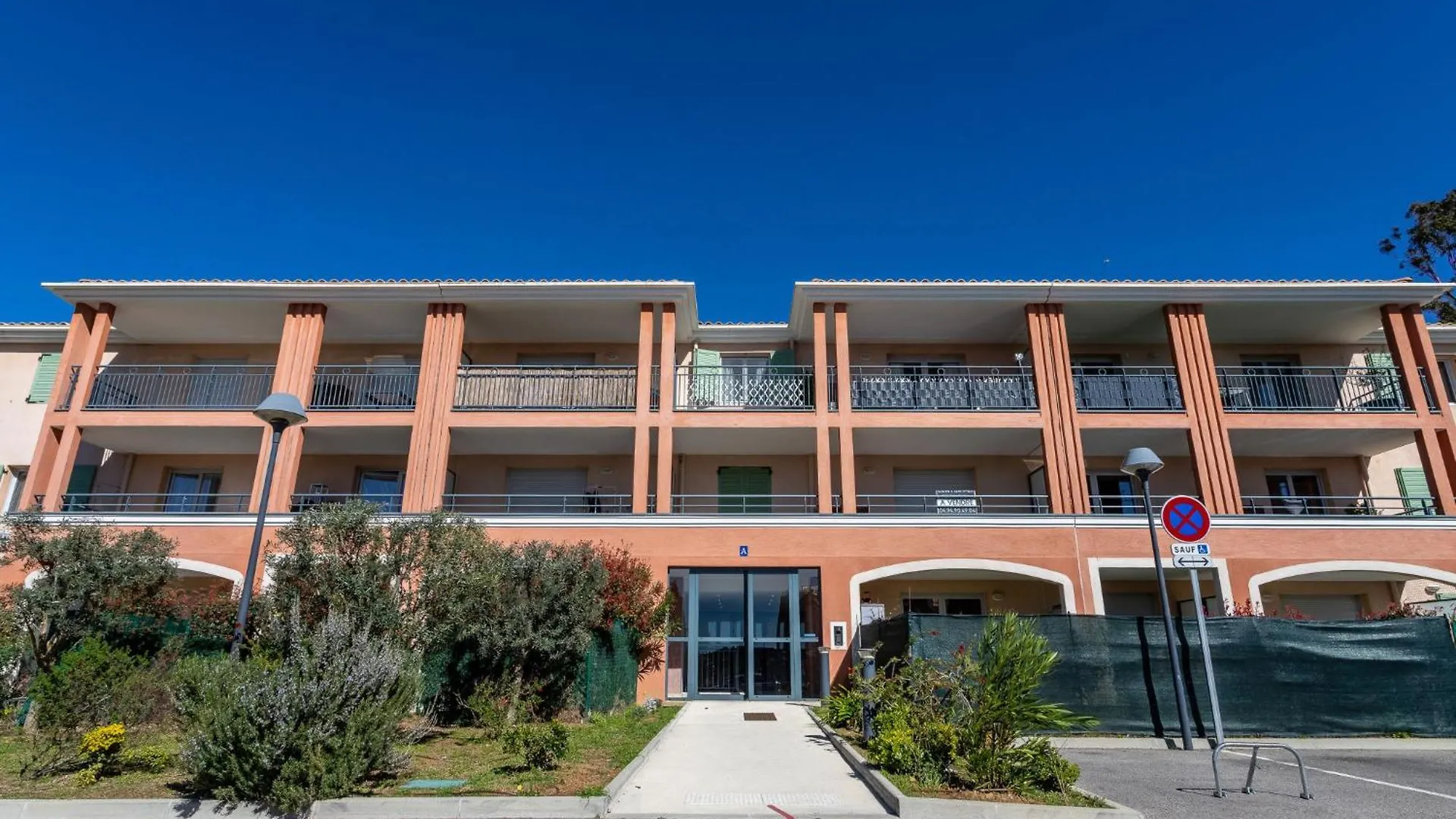 Apartment Le Jardin Du Loderi-2 By Interhome Bormes-les-Mimosas